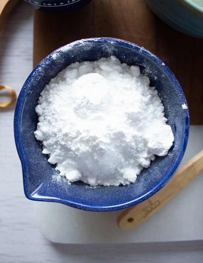 confectioner sugar in a bowl