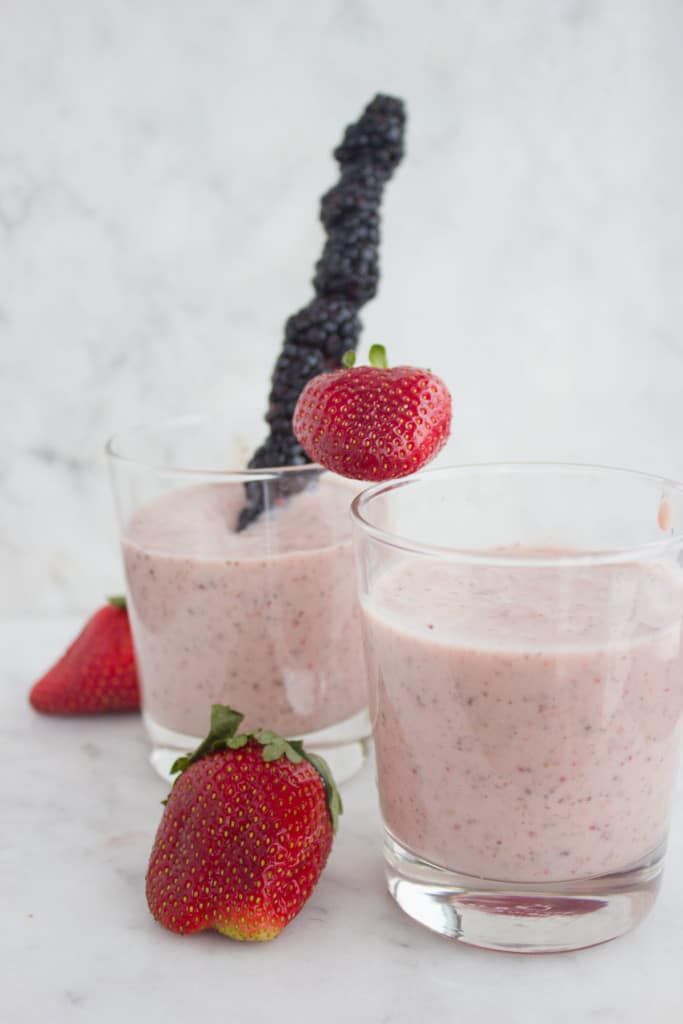 Banana Berry Avocado Chia Smoothie