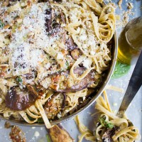Skinny Eggplant Parmesan Pasta. This is the PERFECT healthy twist on an eggplant Parmesan and a secret tip to roast eggplants into melt in your mouth sweet! Get the tip and recipe to make this ABSOLUTE eggplant Parmesan LOVE! Vegan and Gluten free! www.twopurplefigs.com