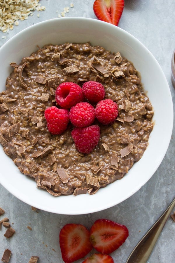 Chocolate Oatmeal Breakfast Bowl. the best way to start your morning--filling, healthy, let chocolate-y--get the recipe with ideas and tips to make this into a healthy breakfast bowl or a chocolate dessert! www.twopurplefigs.com