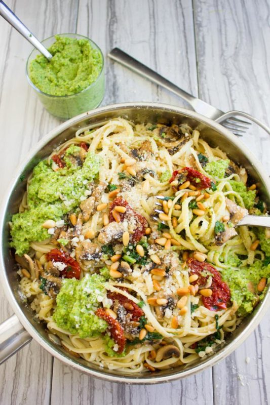 Broccoli Pesto Healthy Pasta Recipe. This is an ultimate crowd pleaser pasta--it will be your favorite, I promise! Flavor packed, simple, vegan, easy, and super quick! Broccoli lovers and haters will join hands here--this is a WINNER! Get the recipe now at www.twopurplefigs.com