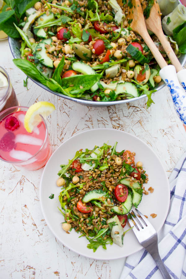Mediterranean Farro Salad with Sweet Zesty Lemonade Dressing. Easy Simple and Divine Summer Salad you'll devour this season plus tips on cooking perfect farro! www.twopurplefigs.com
