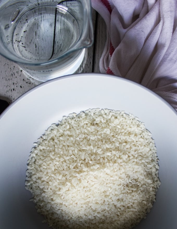 A bowl with short grain rice