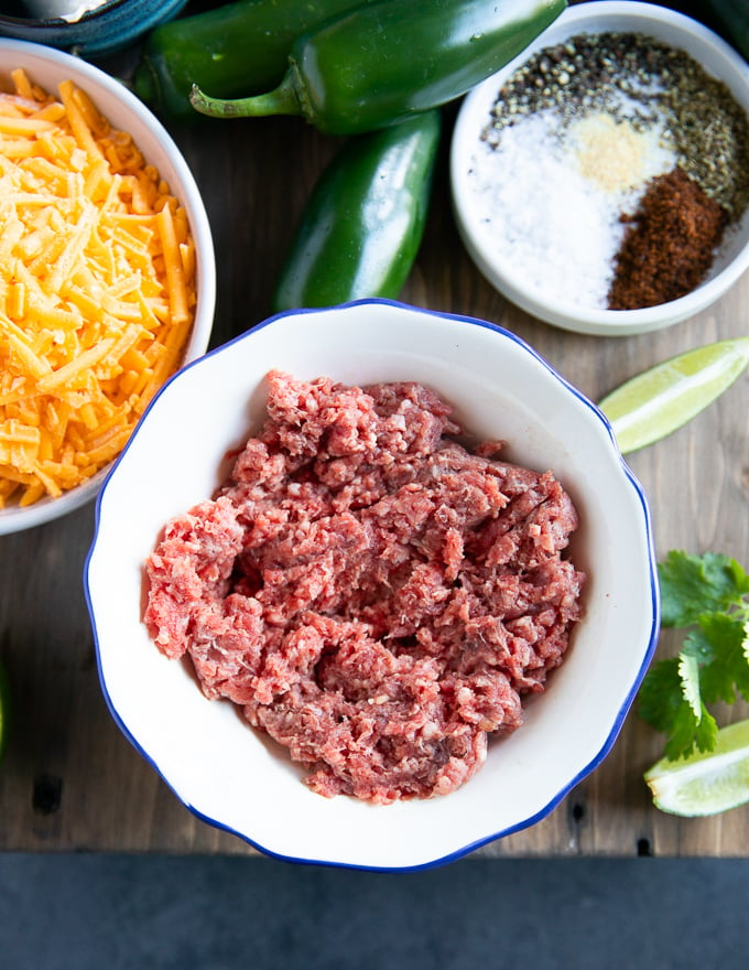 a bowl of minced American lamb