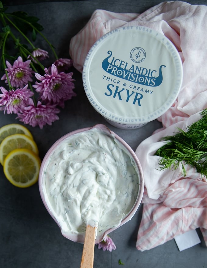 skyr sauce ready in a bowl