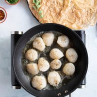 scallops pan searing in butter