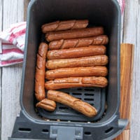 crisp hot dogs cooked in air fryer