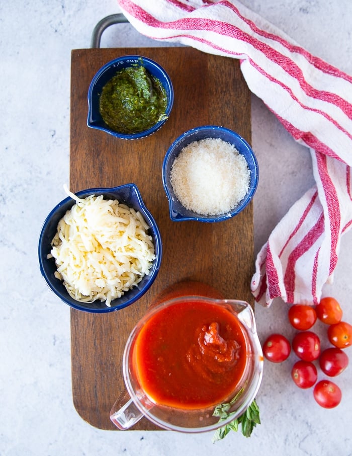 ingredients for the tomato sauce used in veal parmesan