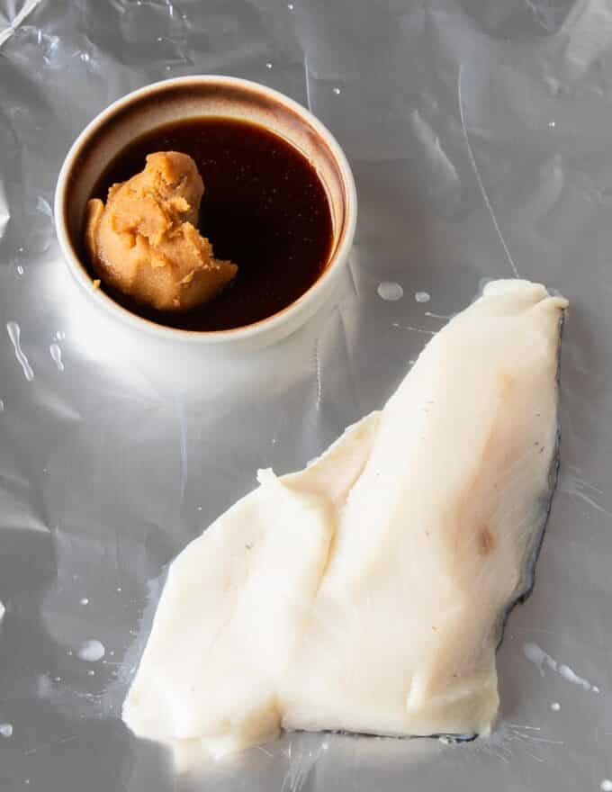 miso sea bass ingredient include chilean sea bass, miso, soy sauce, brown sugar, sake