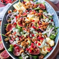 fig salad with arugula, candied walnuts and blue cheese