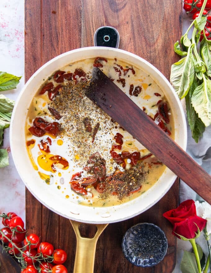 heavy cream, sun dried tomatoes, Italian seasoning is added to make the sun dried tomato sauce