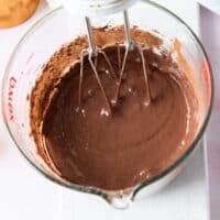 Fully mixed flour and coco powder in the batter