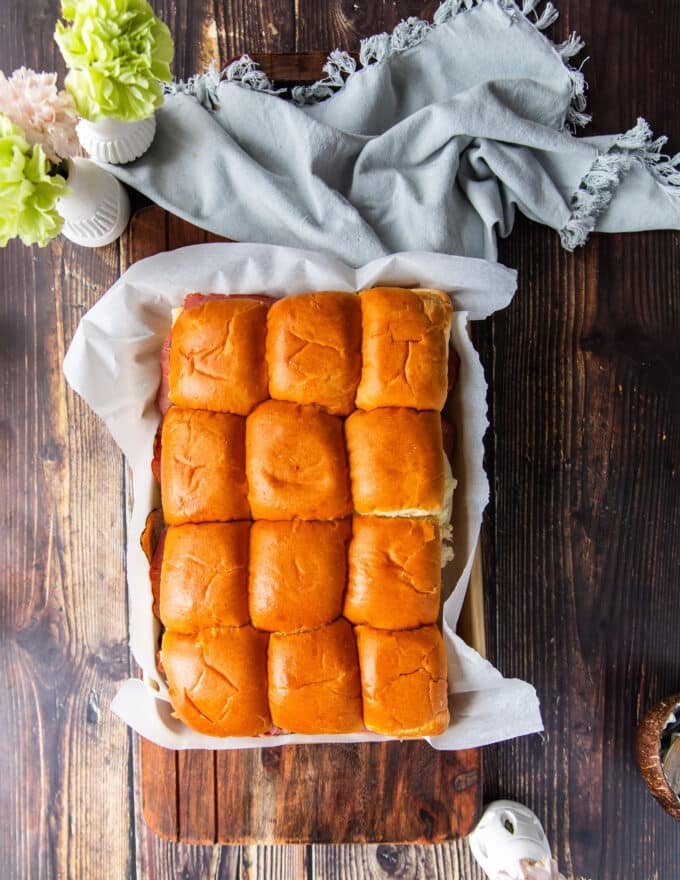 Tops of the slider bread added over the filling